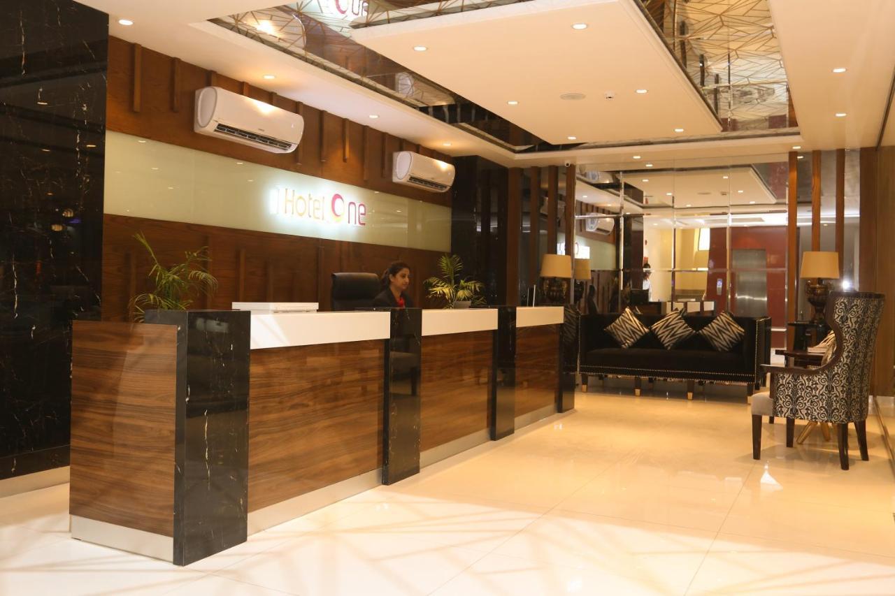 Hotel One Rahim Yar Khan Club Road מראה חיצוני תמונה